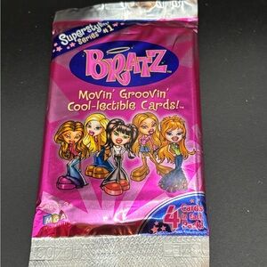 BRATZ Retro Hologram Trading/Collector’s Cards, brand new unopened pack of four